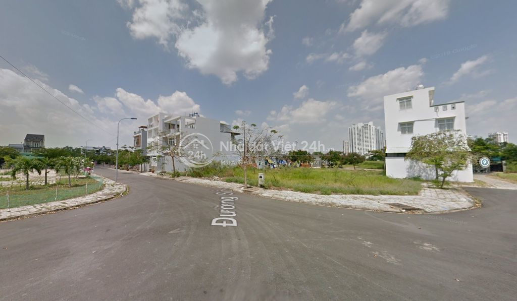 Cho thuê 140m2 đất KCD Lập Phúc đường xe tải