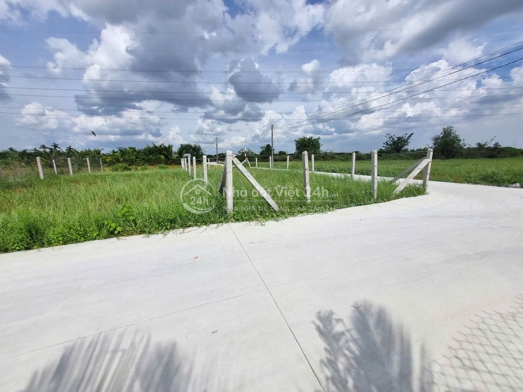 117m2 đất thổ cư ngay KCN Phước Đông. 2 mặt tiền. 690tr