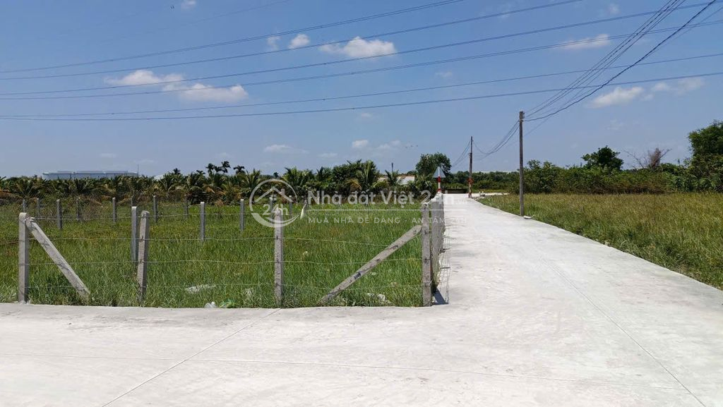 117m2 đất thổ cư ngay KCN Phước Đông. 2 mặt tiền. 690tr