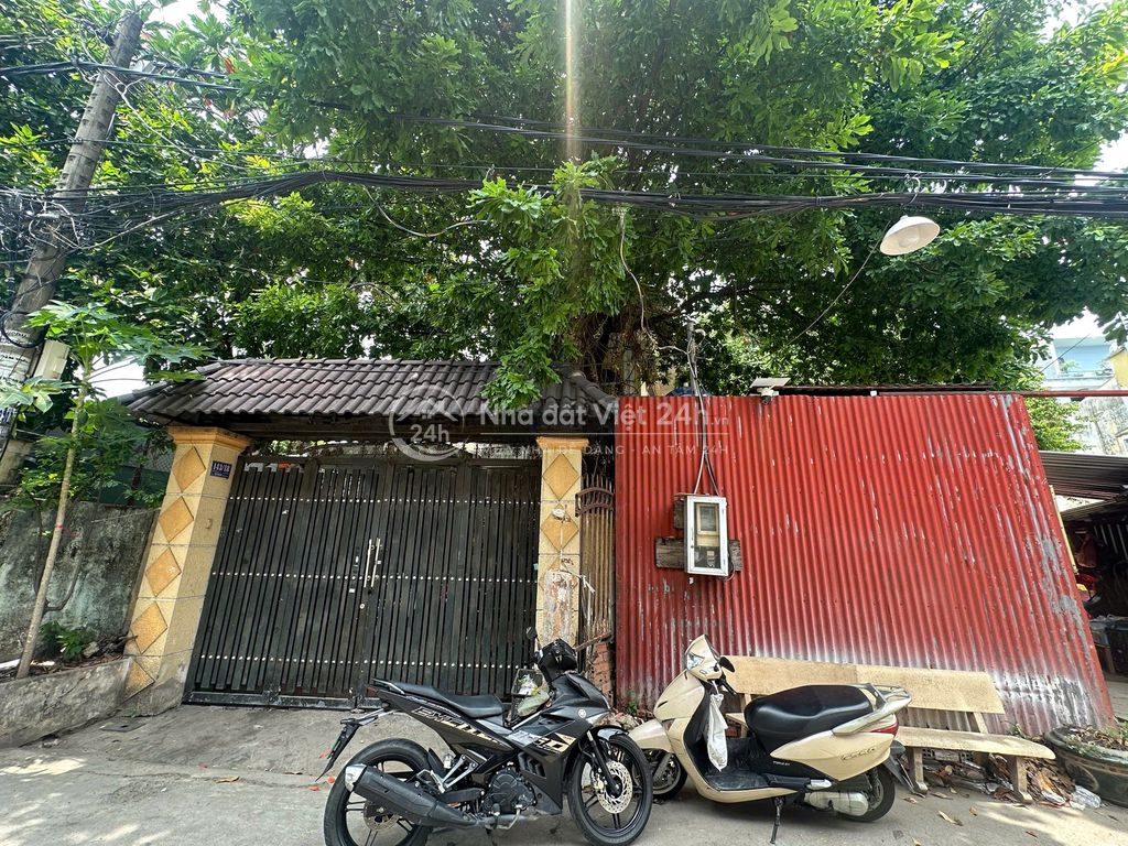 Bán gấp nhà hxh thông Phan Văn Trị, gần vincom, dt 102m2