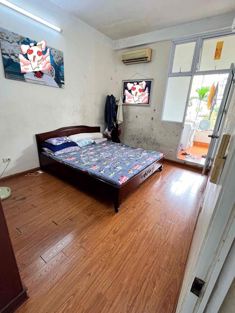cần bán căn hộ TT nhà máy in tiền số 30phạm văn đồng sổ 40/120msử dung