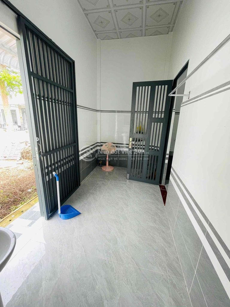 Nhà mới 100% góc 2 mặt tiền phù hợp kinh doanh 6x21m gần BV Nhi FPT