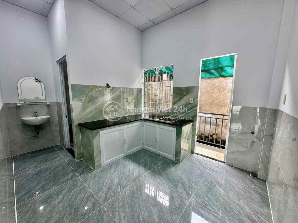 CHO THUÊ NHÀ GẦN CHỢ CÂY TRÀM. DT: 4,5x14=62M2. GIÁ: 5TRIỆU/ THÁNG