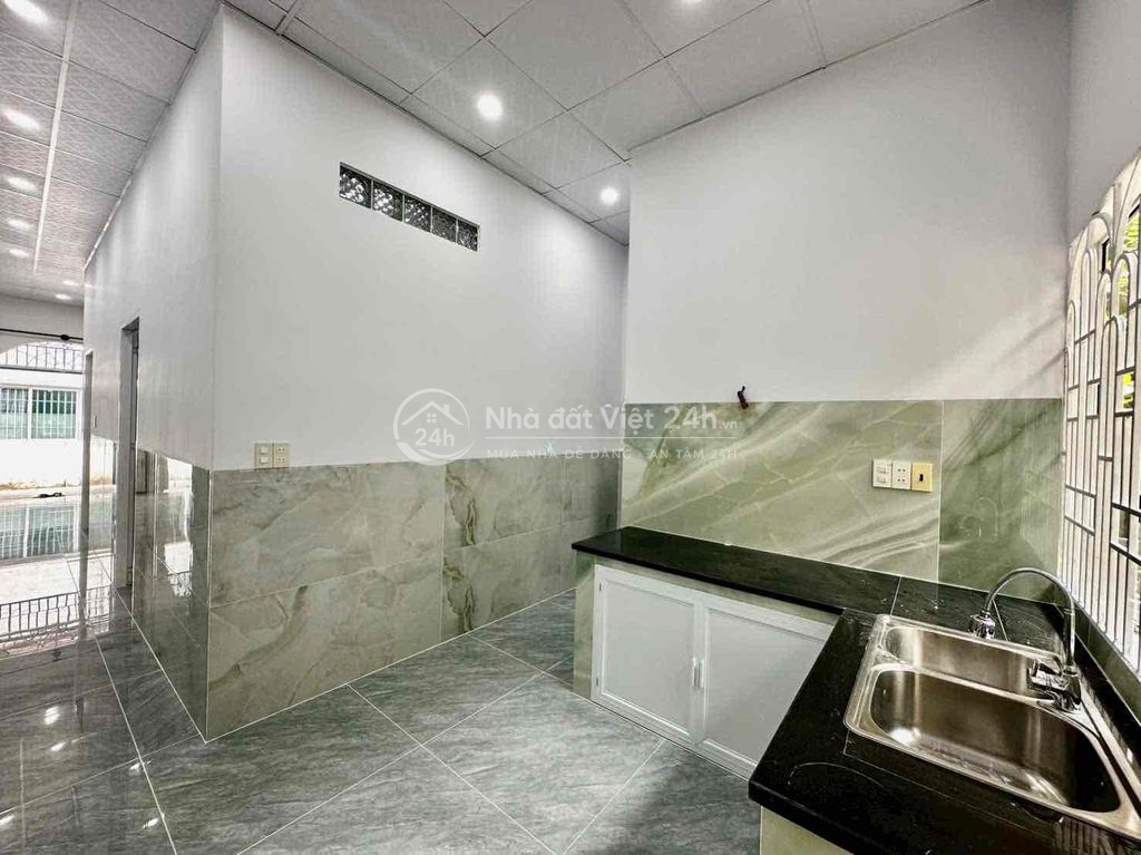 CHO THUÊ NHÀ GẦN CHỢ CÂY TRÀM. DT: 4,5x14=62M2. GIÁ: 5TRIỆU/ THÁNG