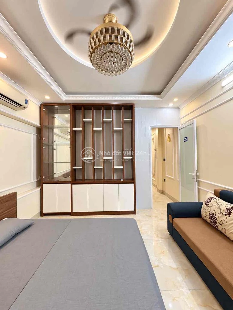 Chính chủ cho thuê phòng tại Phố Bồ Đề, Long Biên- Nhà Mới- Thang Máy