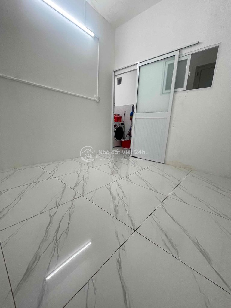 CHO NỬ THUÊ PHÒNG – GIỜ GIẤC TỰ DO – QUẬN 8 khách hết hợp đồng tr