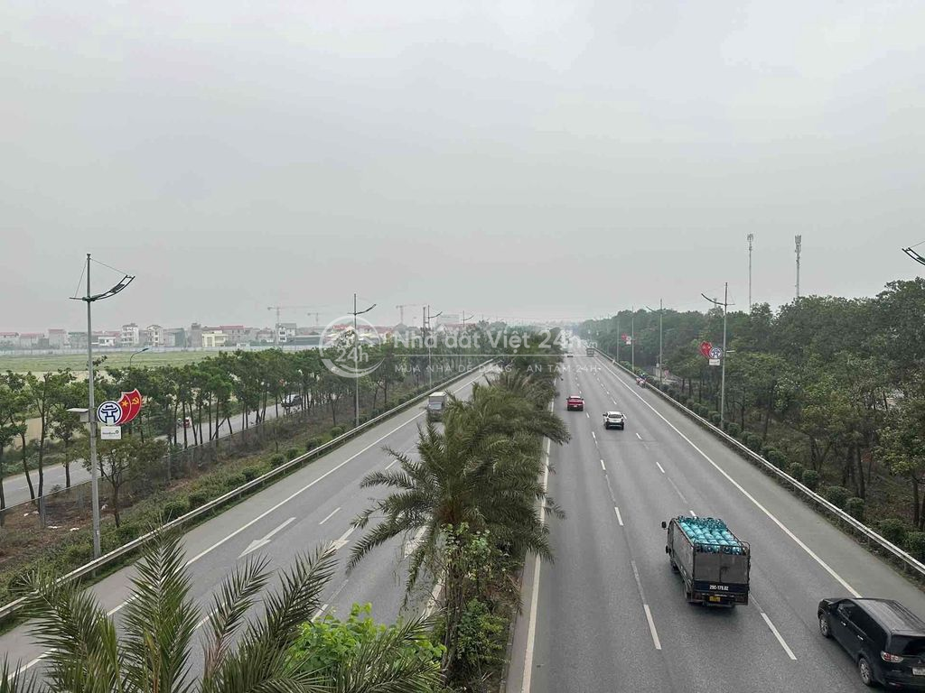 đỉnh cao , giá đẹp,nguyên khê cũ, gần đường gom Võ Nguyên Giáp,