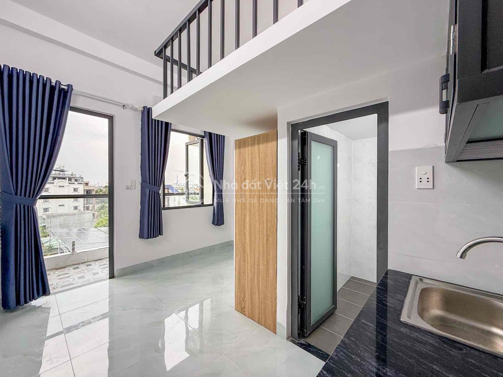 Bóc Seal Gác Ban Công Full Nội Thất View Siêu Thoáng Ngay Vườn Lài