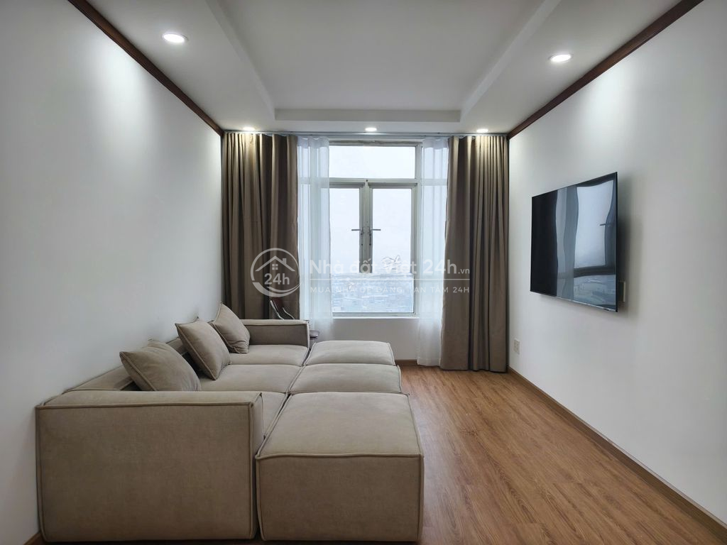 Bán căn hộ HAGL - 2PN - tầng trung - view hồ - giá tốt