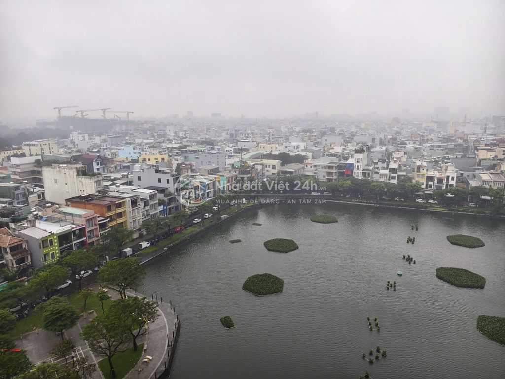 Bán căn hộ HAGL - 2PN - tầng trung - view hồ - giá tốt
