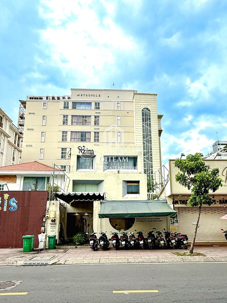 Biệt Thự MT Ngang 9m- DTSD 300m2 - Nguyễn Thông,Quận 3