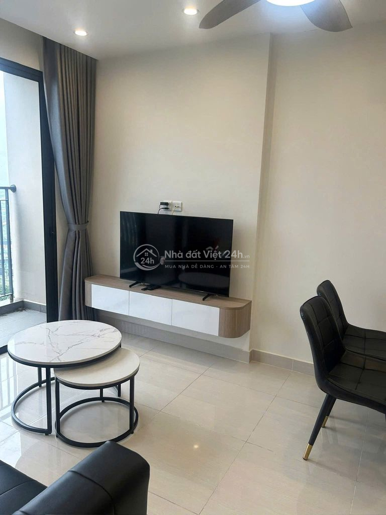 Chủ nhà cần bán gấp 2PN 55m S106 Vinhomes Smart City