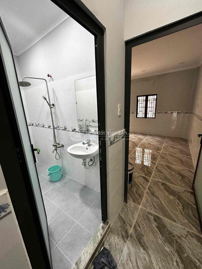 BÁN NHÀ HẺM XE HƠI 4x18m 1 lau ĐƯỜNG KÊNH 19/5