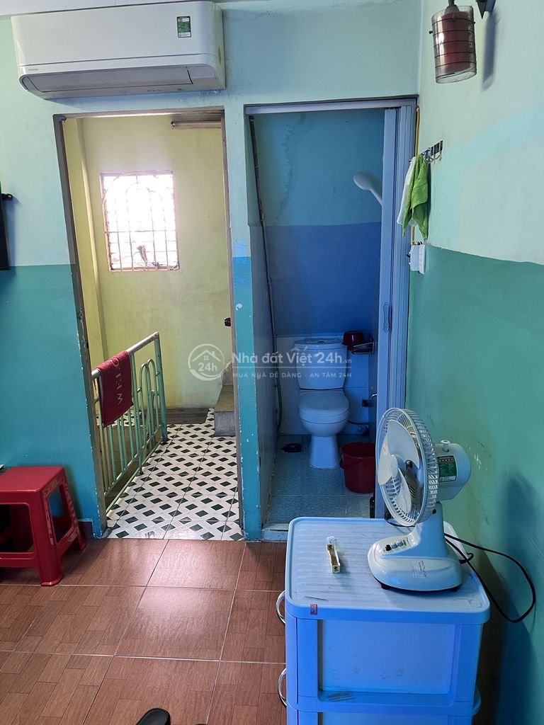 CHO THUÊ PHÒNG ĐẦY TỦ TIỆN NGHI CÓ MÁY LẠNH TOLET RIÊNG QUẬN 3