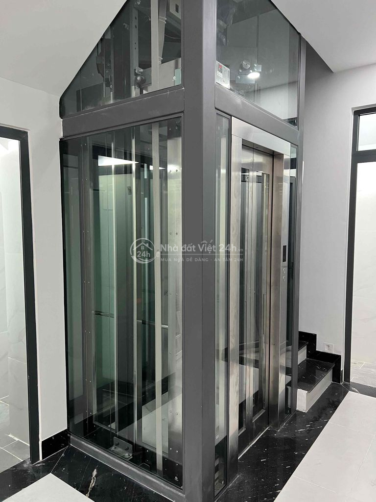 Chính chủ cho thuê 500m2 1trệt 3 lầu + sân thượng MT âu cơ (thang máy)