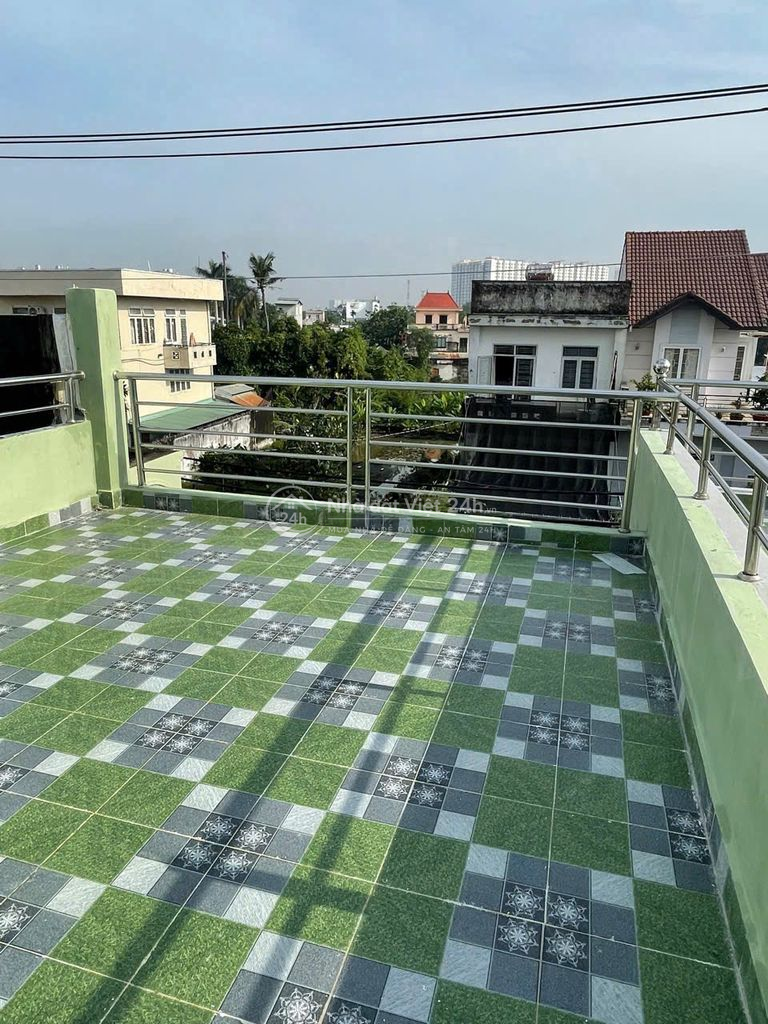 Chính chủ cho thuê nhà mặt tiền nội bộ QL13 gần Vạn Phúc City