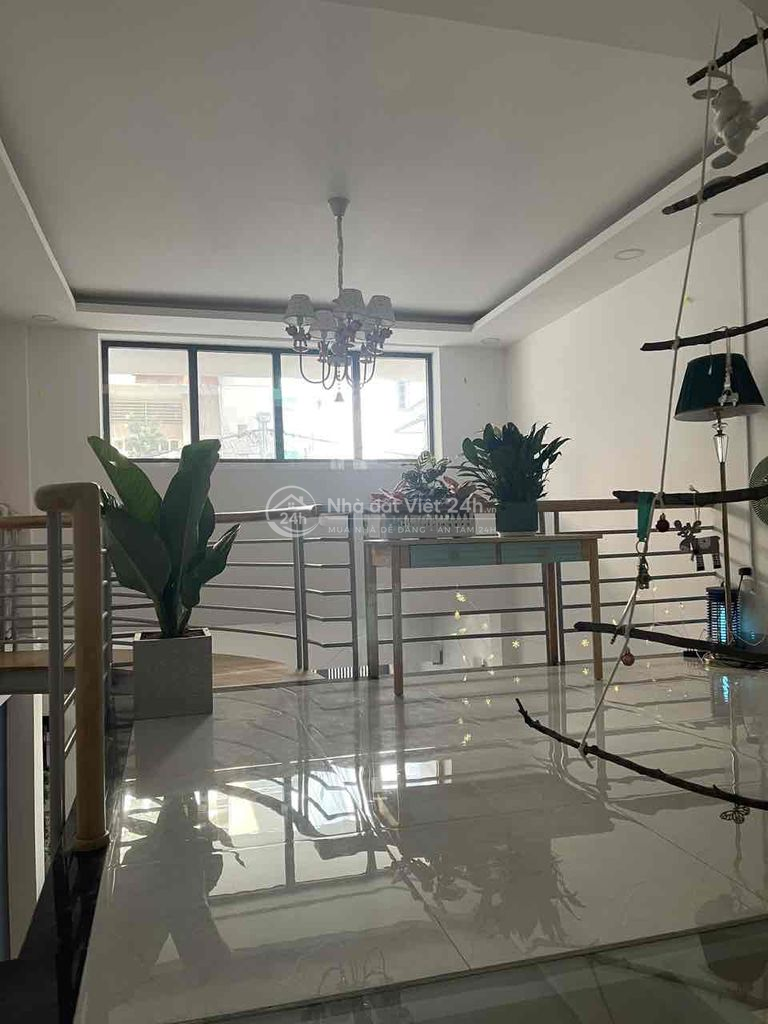 Bán nhà hẻm xe tải Nguyễn Bặc chợ Phạm Văn Hai