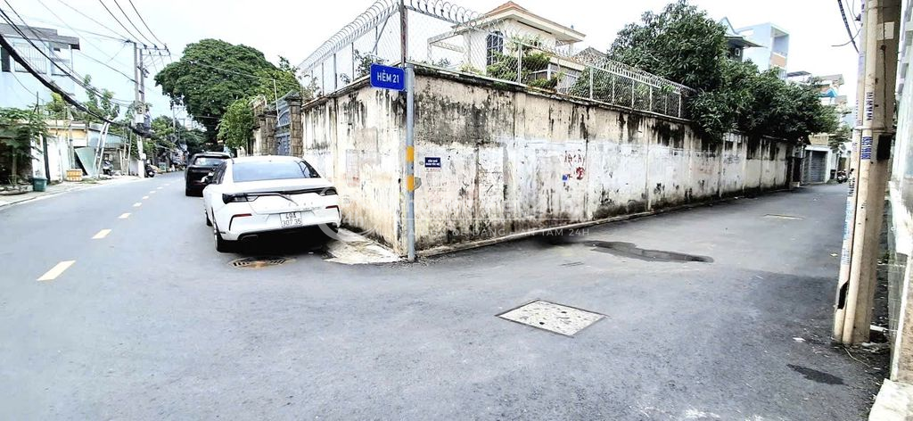 BÁN GẤP LÔ GÓC BIỆT THỰ 583M² ĐƯỜNG 17 HBC. NGANG 20M. 120 TR / M2.