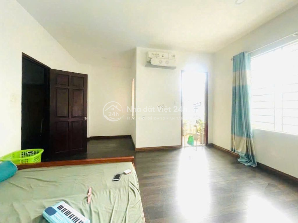 CHÍNH CHỦ CHO THUÊ NHÀ NGUYÊN CĂN 1 TRỆT 3 LẦU