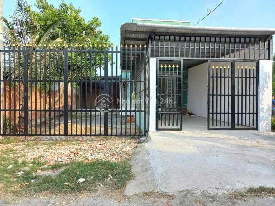 Chính chủ, Nhà 1 Lầu tổng sử dụng 400m2, có kho rộng 250m2, sẵn 3 pha