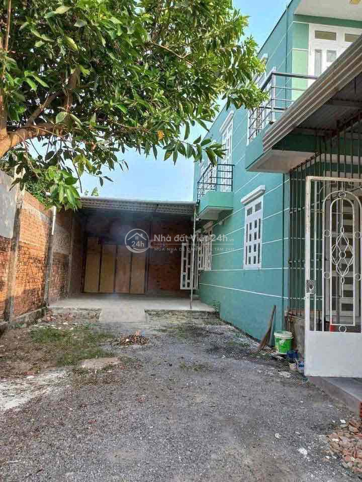 Chính chủ, Nhà 1 Lầu tổng sử dụng 400m2, có kho rộng 250m2, sẵn 3 pha