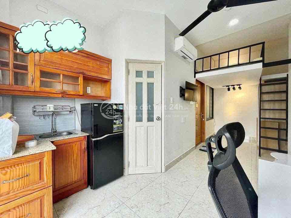 DUPLEX NGAY NGUYỄN THỊ ĐỊNH - BAN CÔNG - GIỜ GIẤC TỰ DO