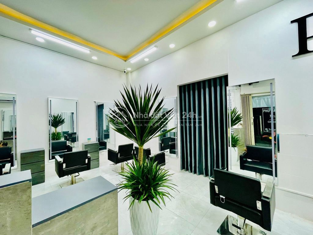 🏡 CHO THUÊ NHÀ MẶT TIỀN TRUNG TÂM LONG XUYÊN – CHỈ 9 TRIỆU/THÁNG