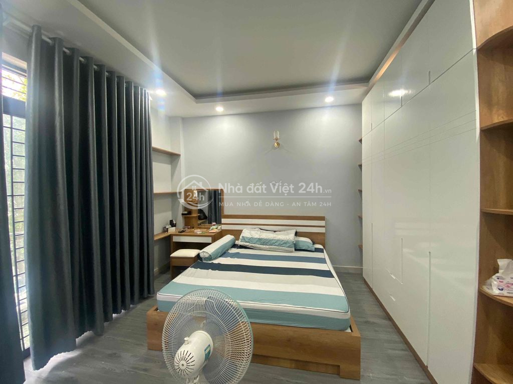 Chính chủ bán nhà phố trong khu Saigon Coop 63m2 trệt 2 lầu sân thượng