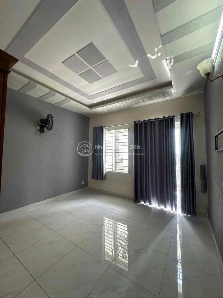 9.8tỷ Nhà hẻm Toà Án Dương Quảng Hàm ( 4 x 13.5m)