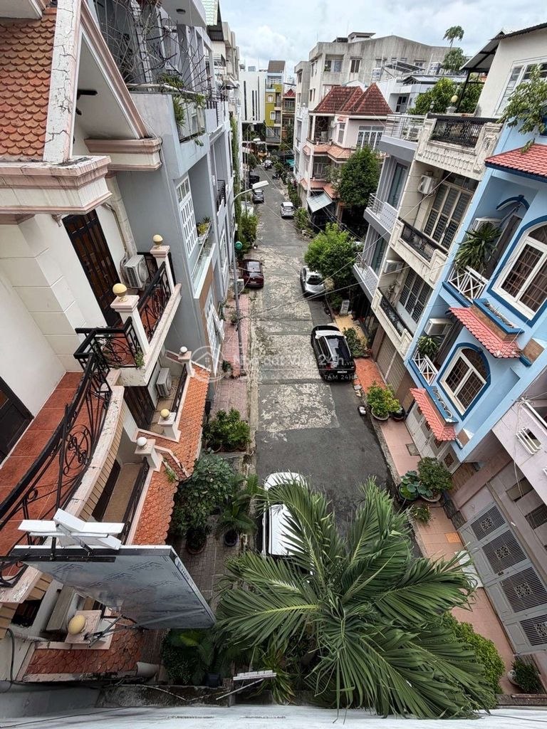 BÁN NHÀ NGUYỄN KIỆM, 4 TẦNG BTCT, NGANG 4,7M NỞ HẬU TÀI LỘC MẠNH 9,7M
