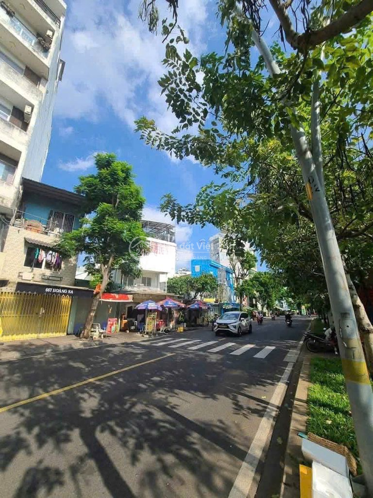 Bán nhà mặt tiền Quận 3 : 4 x 17m - Hầm, 7 tầng - 25 tỷ TL