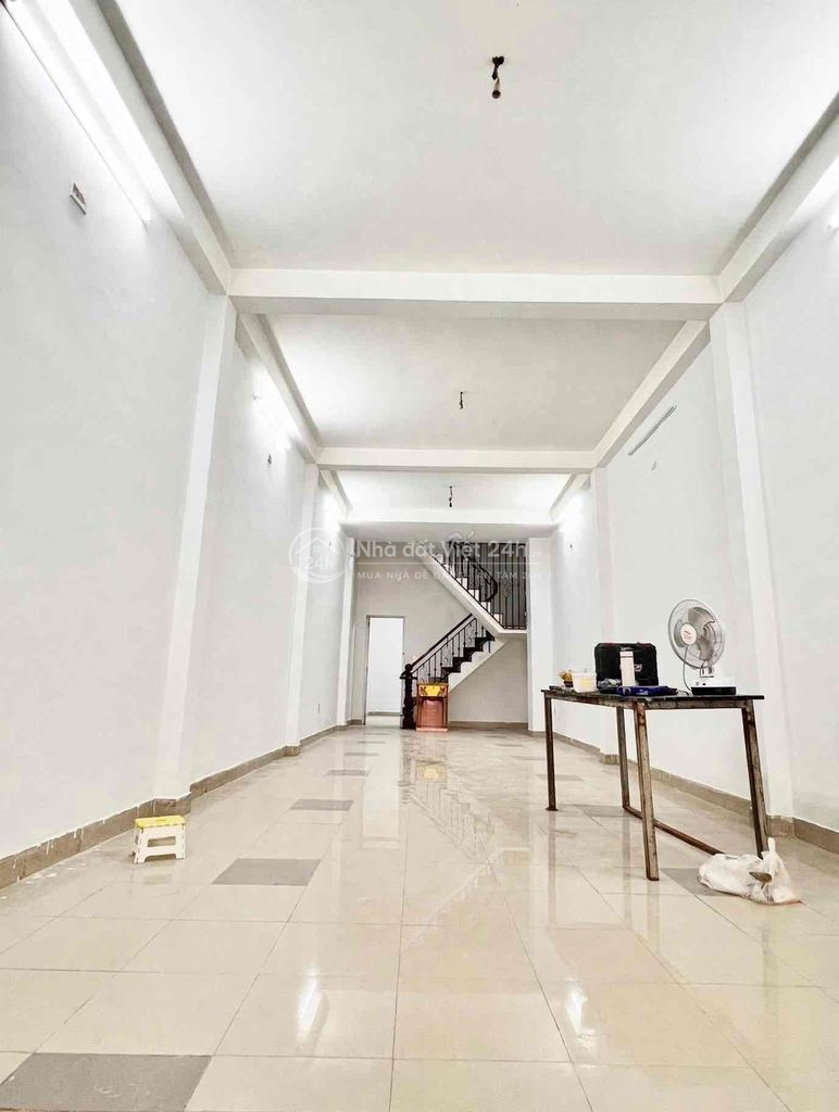 Nhà mặt tiền đường KD 12m có lề Lê Văn Quới- 98m2 - chỉ 8T hơn