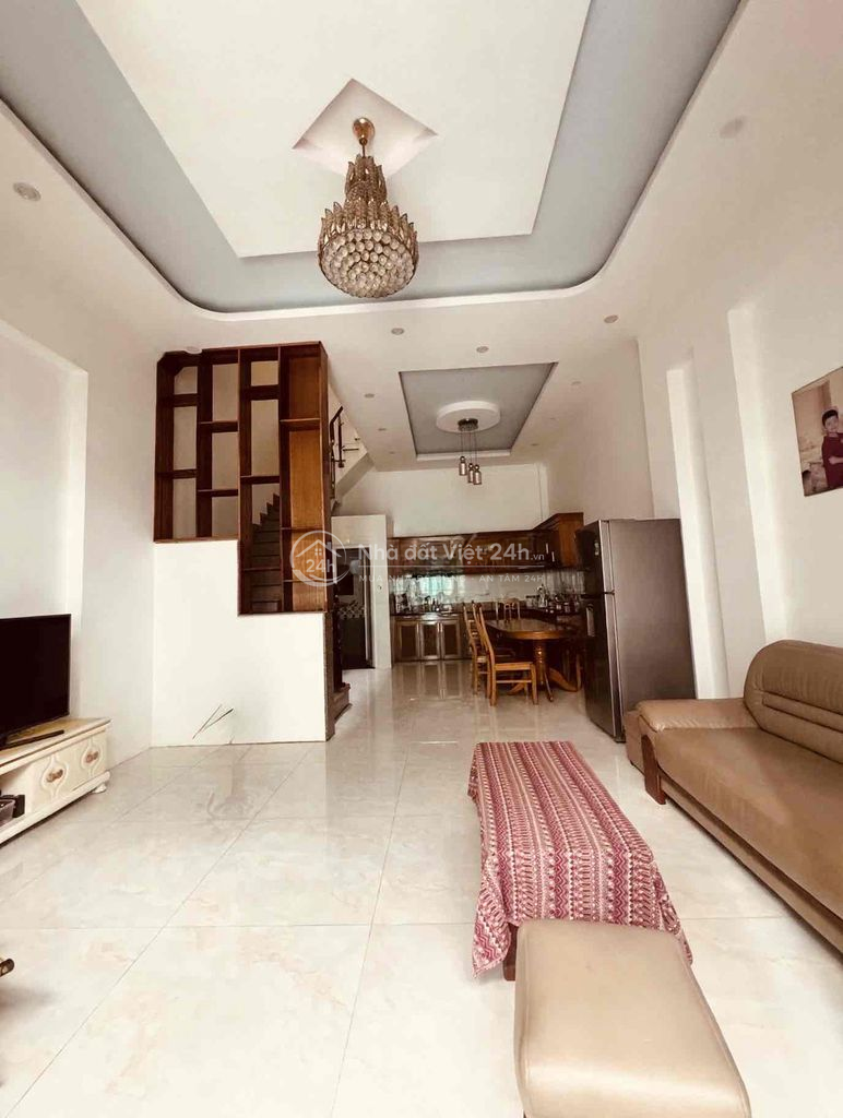 Nhà 4 Tầng Hẻm Xe Tải Lã Xuân Oai Chỉ 5.6 Tỷ TL