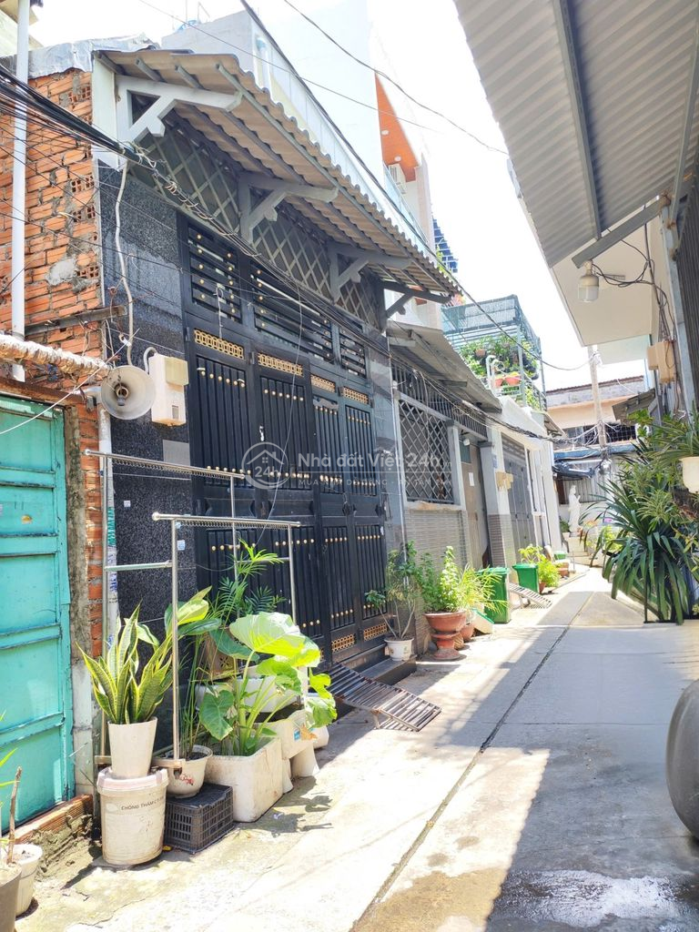 Bán nhà 35m2 nhà 1 lầu 2pn gần mặt tiền chỉ 2,95 tỷ