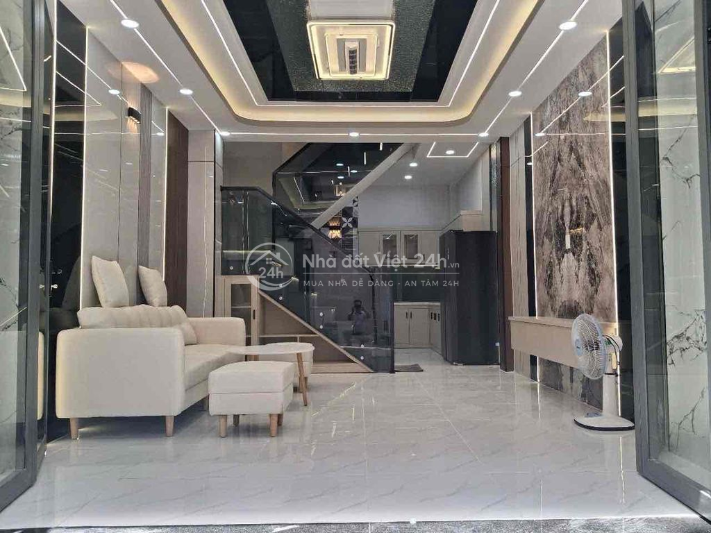 Bán Nhà HXH Lê Văn Quới 2 Tầng 40m2 Giá 4tỷ650