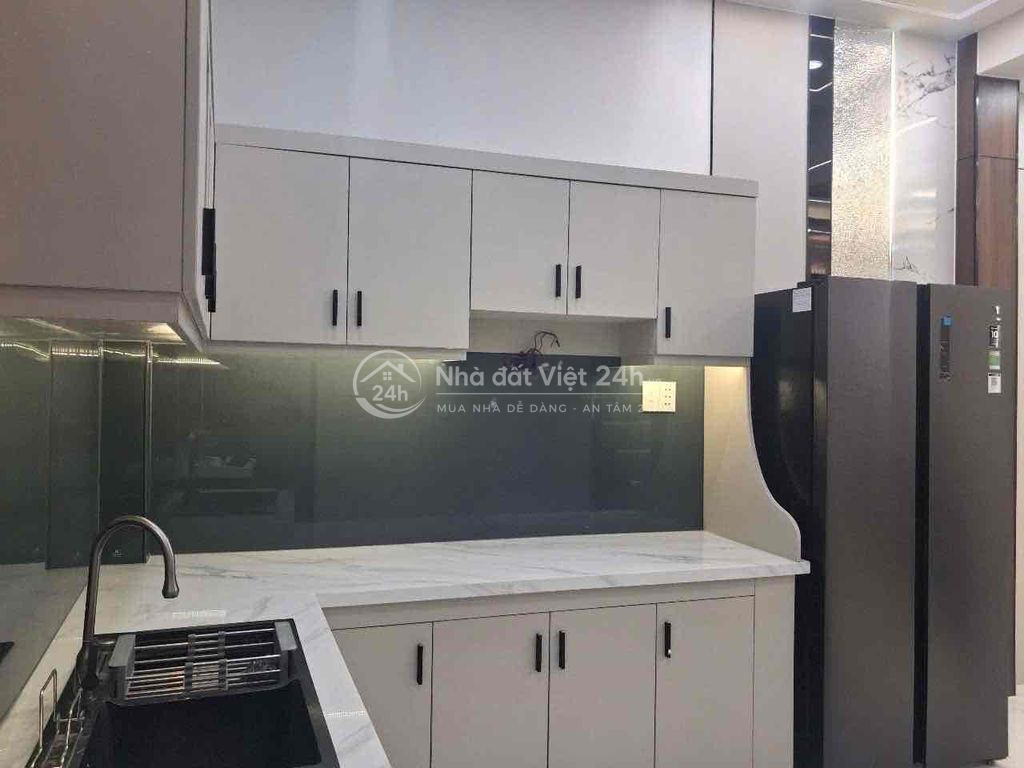 Bán Nhà HXH Lê Văn Quới 2 Tầng 40m2 Giá 4tỷ650
