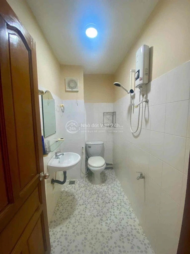 Cho thuê CHDV ở ùi Đình Tuý, gần cầu Bùi Đình Tuý