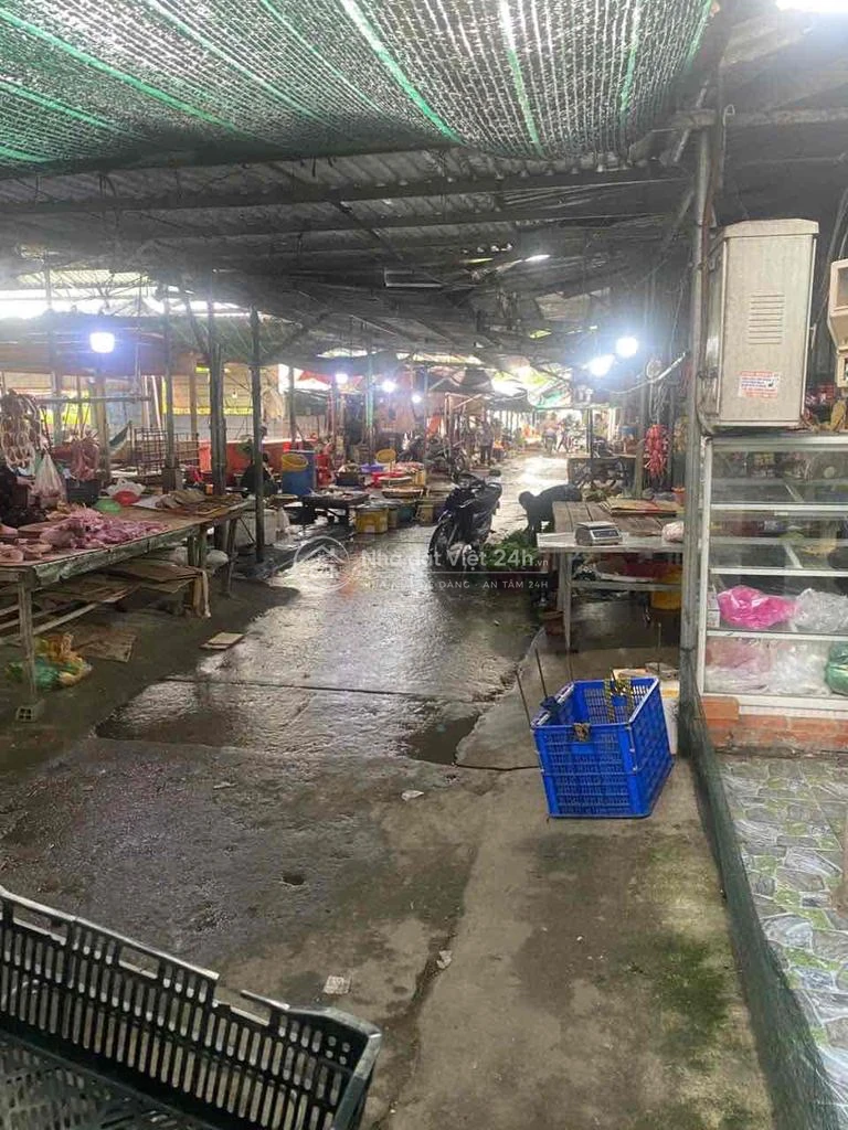 CẦN BÁN NHÀ KHU CHỢ BÌNH GIANG - HÒN ĐẤT
