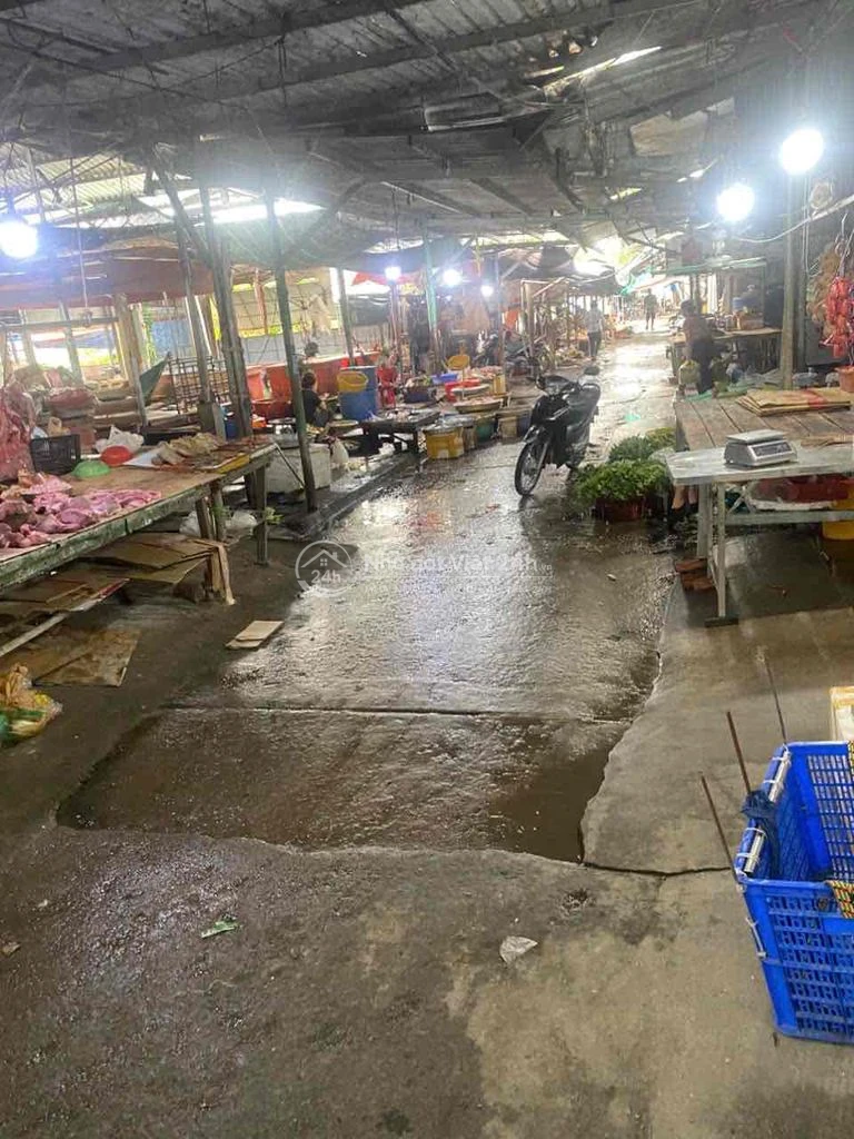 CẦN BÁN NHÀ KHU CHỢ BÌNH GIANG - HÒN ĐẤT
