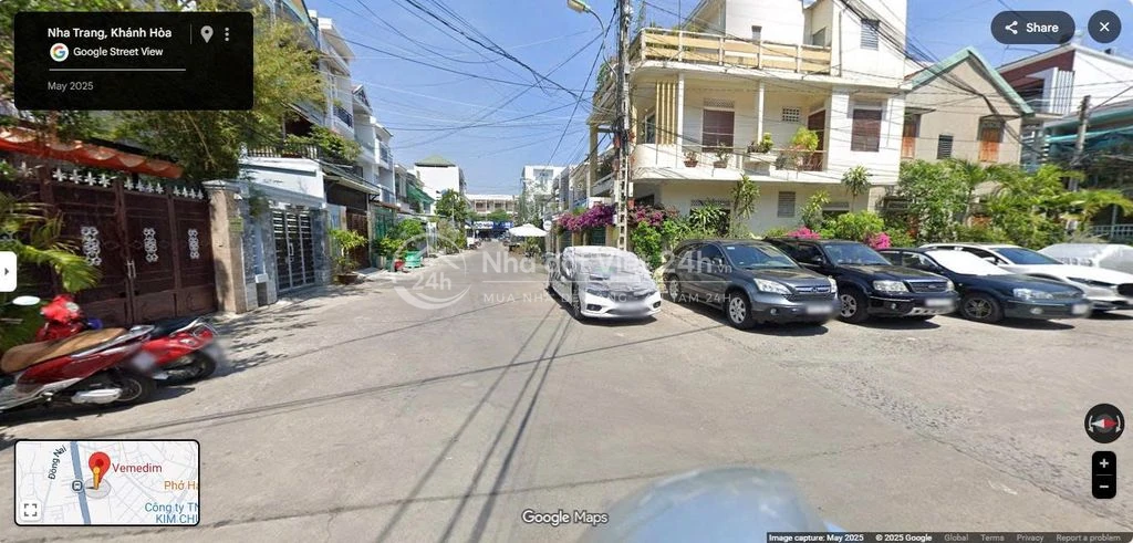 Bán gấp trong tháng nhà mặt tiền hẻm xe hơi