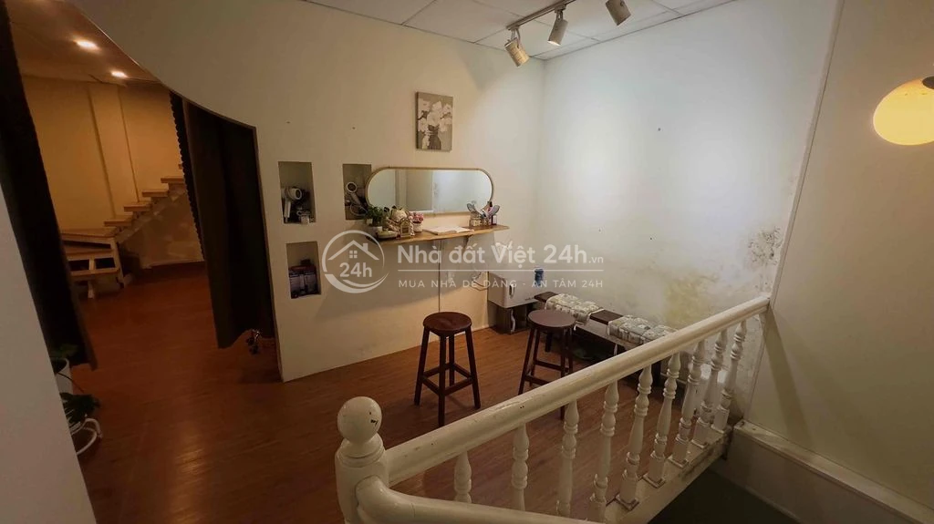Tiệm Nail Đà Lạt
