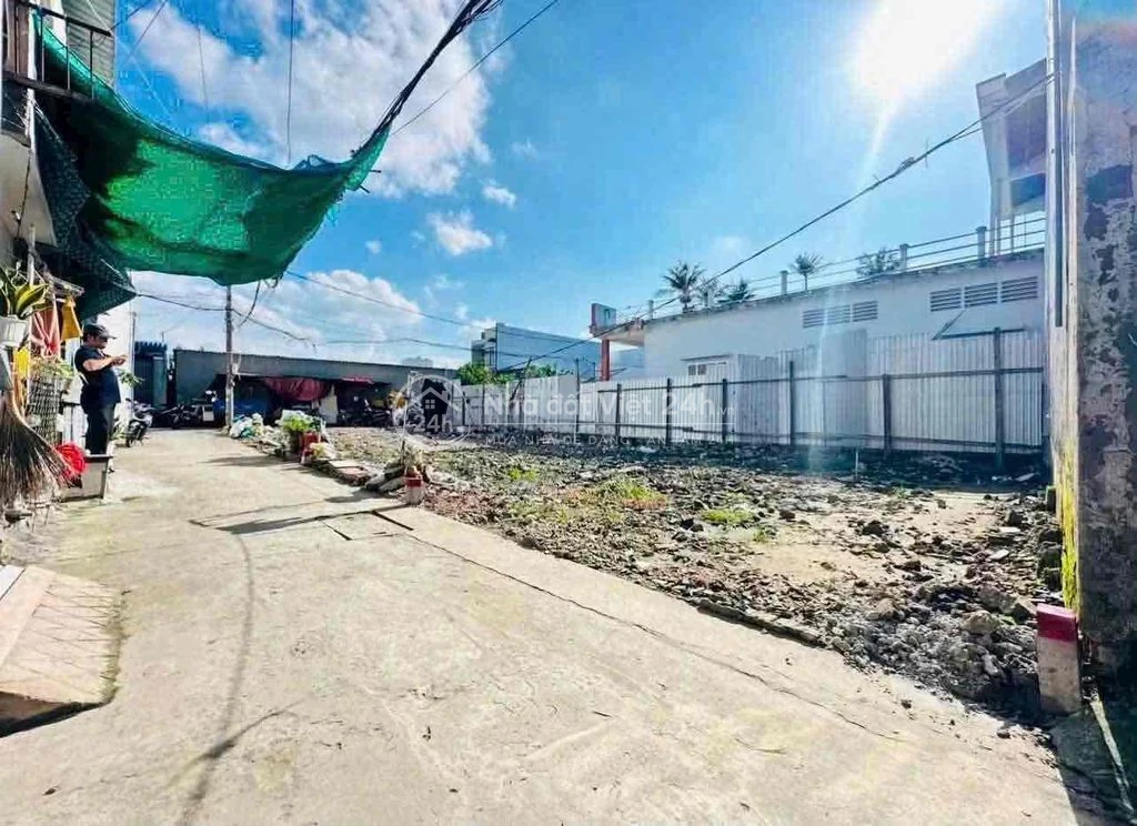BÁN NỀN THỔ CƯ GIÁ CHỈ HƠN 1 TỶ XÍU CÁCH ĐƯỜNG CMT8 ĐANG LÀM CHỈ 150M