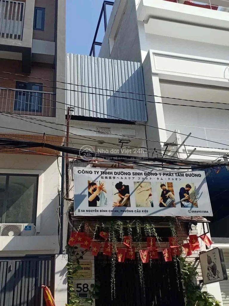 Cho thuê nhà trệt 2 lầu mặt tiền Nguyễn Đình Chính gần Phan Đình Phùng