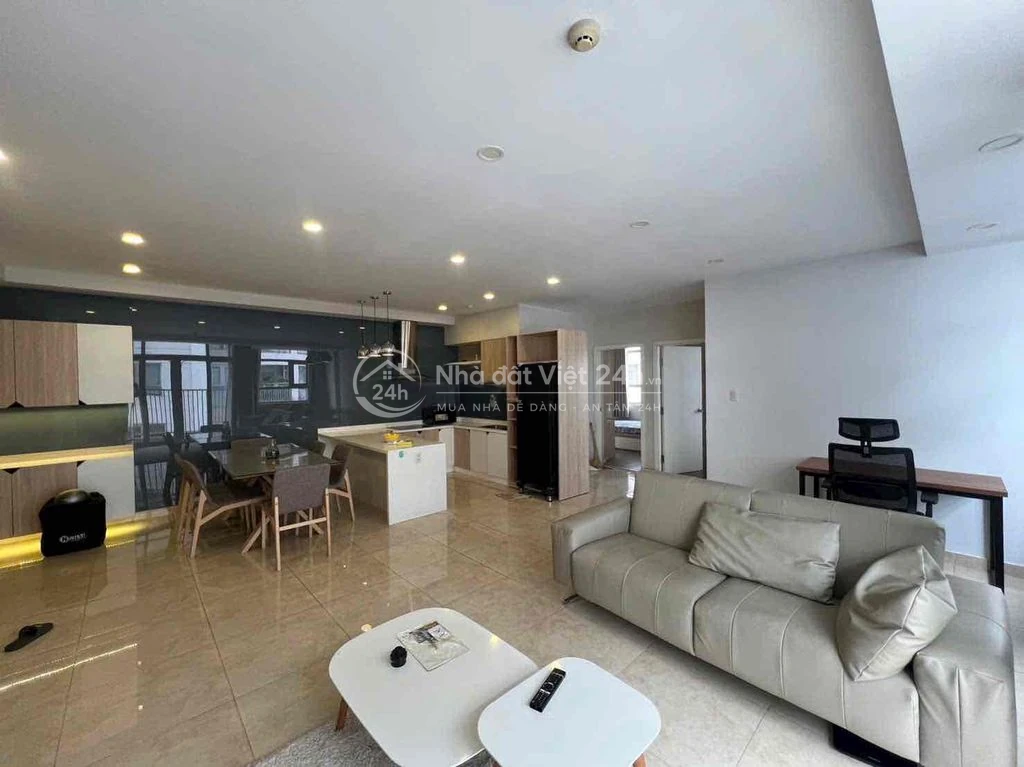 Cần bán căn hộ Luxcity