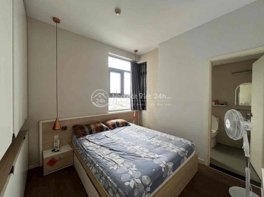 Cần bán căn hộ Luxcity