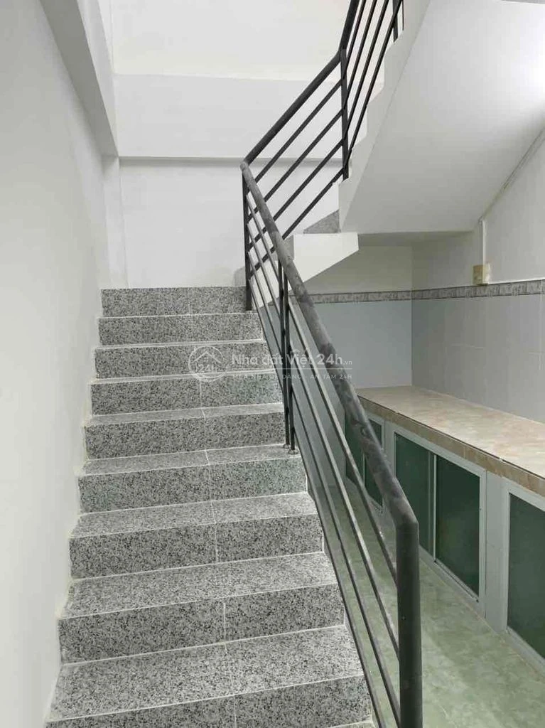 BÁN NHÀ HẺM 4 đường Nhật tảo