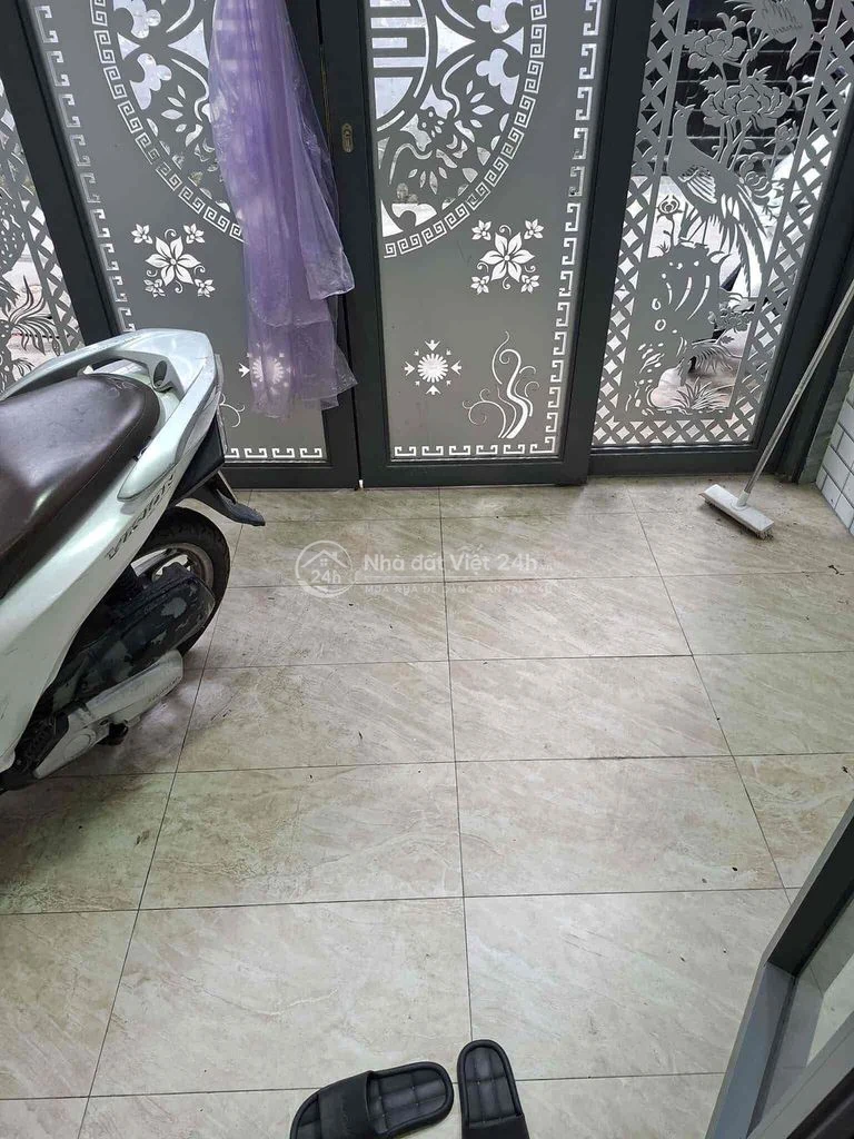 🏦 Nhà mới đẹp NC nup hẻm Nguyễn Kiệm P3