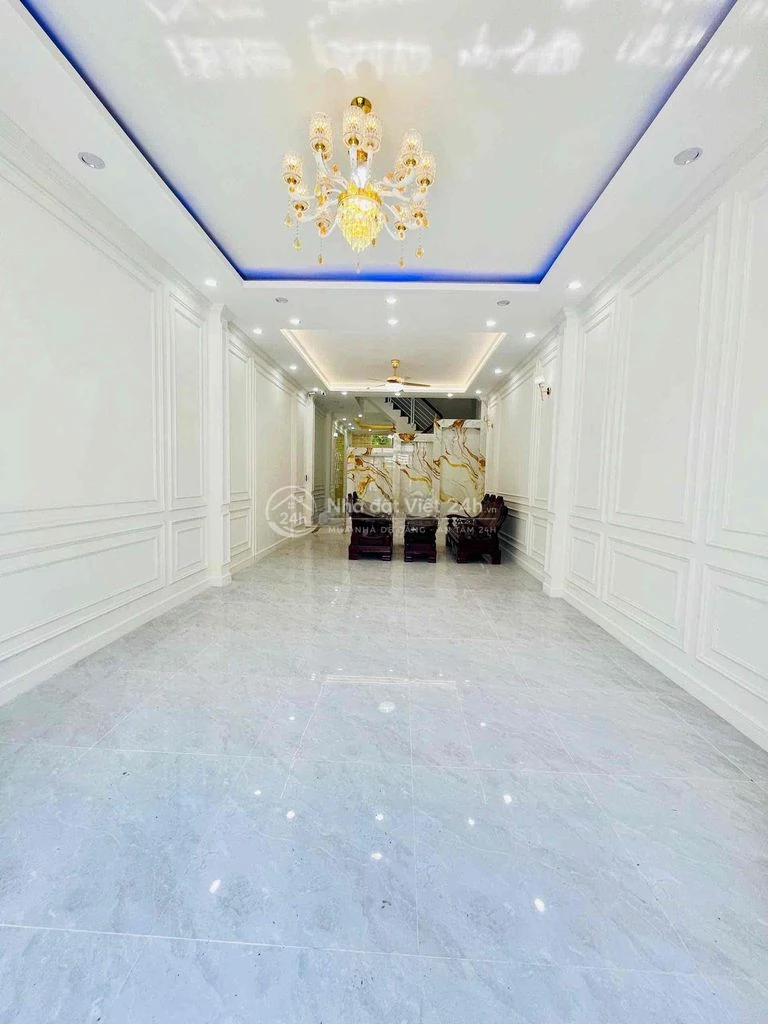 CHO THUÊ NHÀ 2 LẦU MỚI 100% - FULL MÁY LẠNH - ĐẦU KDC HƯNG PHÚ 1
