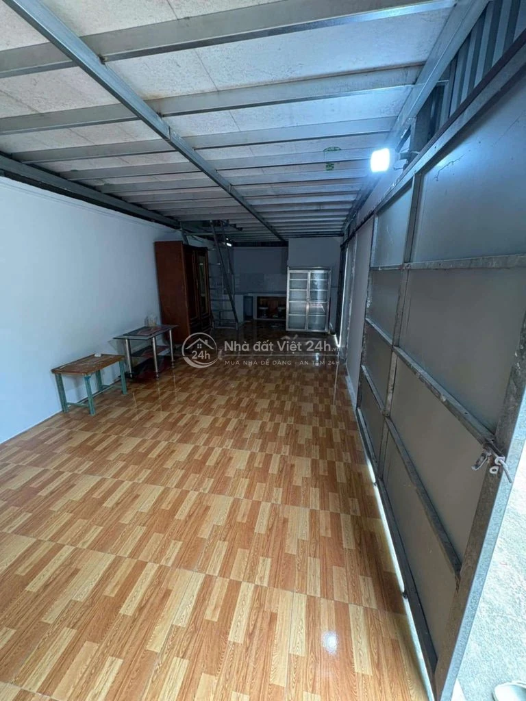 Cần bán gấp nhà Bình Chánh