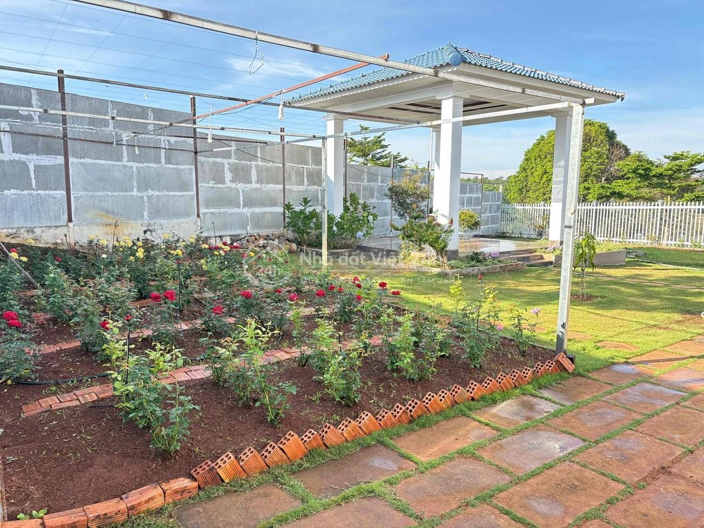 chính chủ giảm sâu bán nhà hoàn thiện view hồ